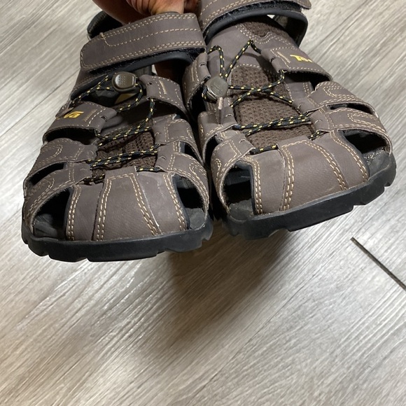 Teva “Forebay” Vegan Leather‎ Brown & Gold Hiking Sandals size 11 main image 10
